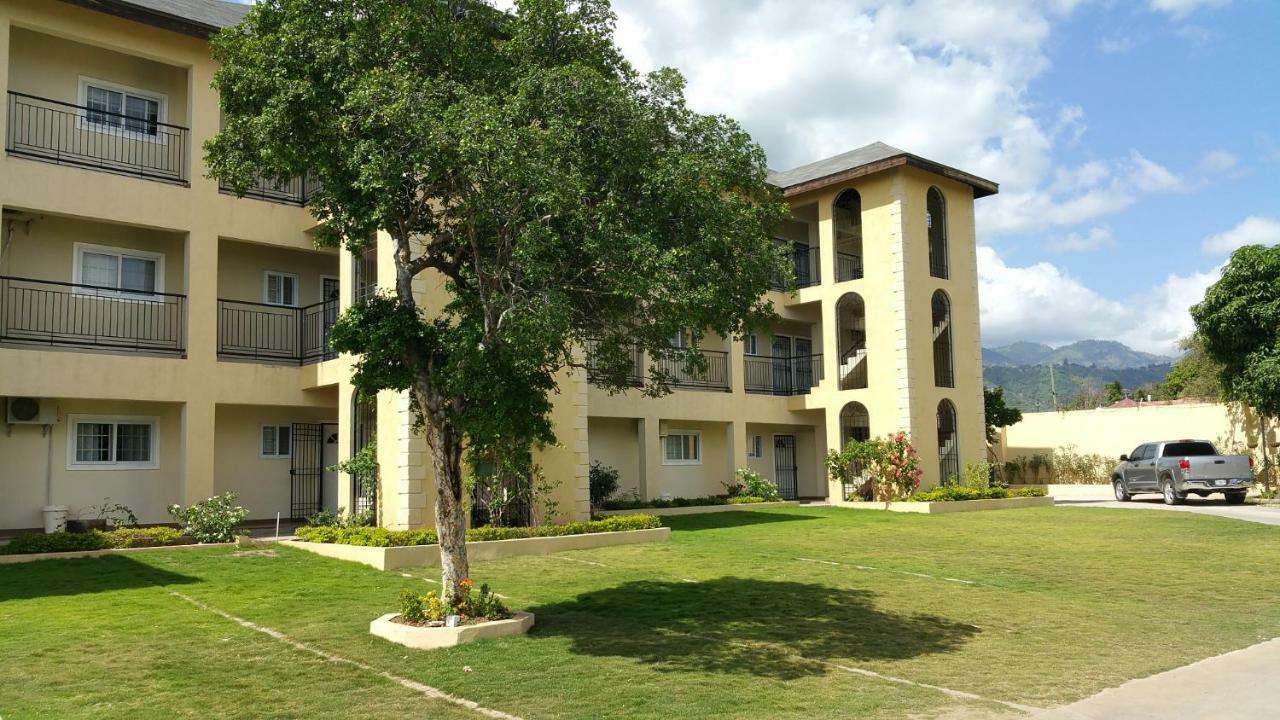 Donhead New Kingston Apt 3 Экстерьер фото